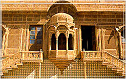 City Palace, Jaipur Tours & Travels
