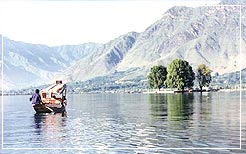 Dal Lake, Srinagar Holiday Package