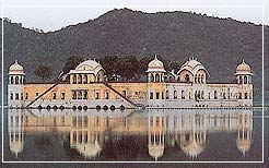 Jal Mahal, Jaipur Tours & Travels